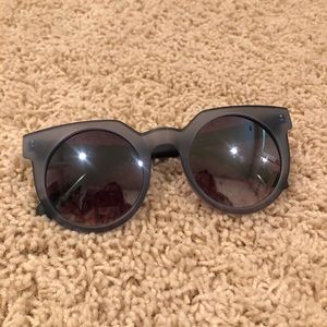 Quay Australia Blue Circle Sunglasses